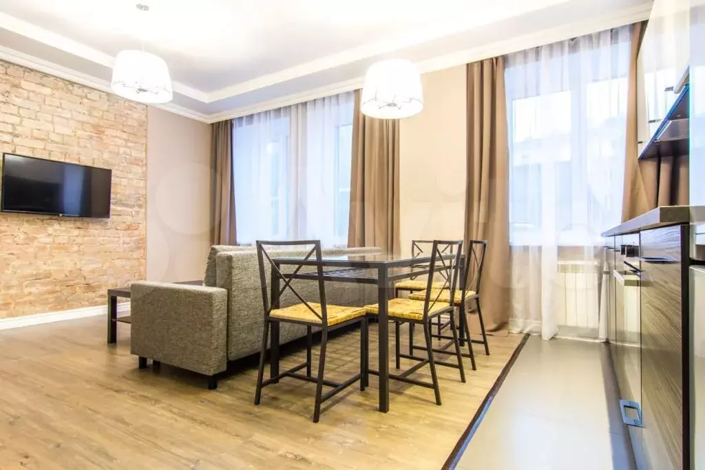 3-к. квартира, 70 м, 1/5 эт. - Фото 1