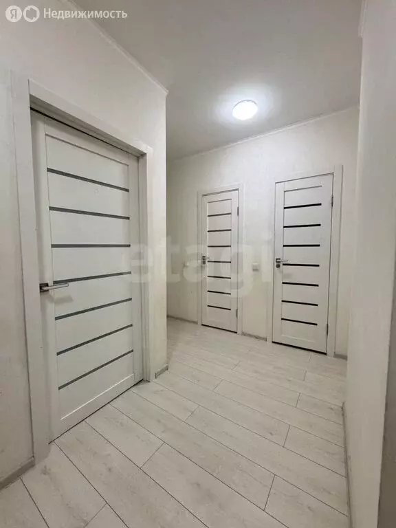 2-комнатная квартира: Якутск, проспект Михаила Николаева, 13/1 (59.7 ... - Фото 1