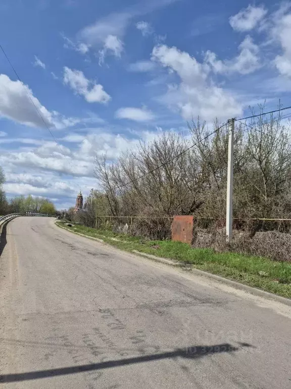 Участок в Воронежская область, Семилукский район, Латная рп ул. ... - Фото 1