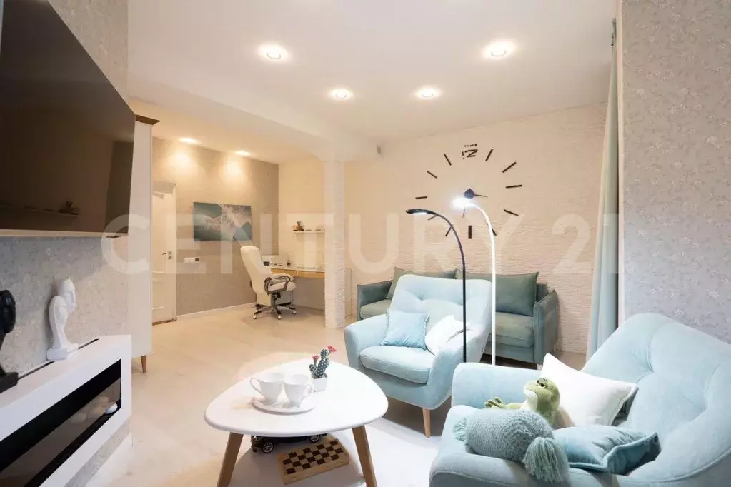 Квартира, 5 и более комнат, 217.1 м - Фото 0