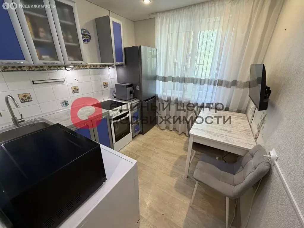 2-комнатная квартира: Тюмень, улица Федюнинского, 13 (48 м) - Фото 2