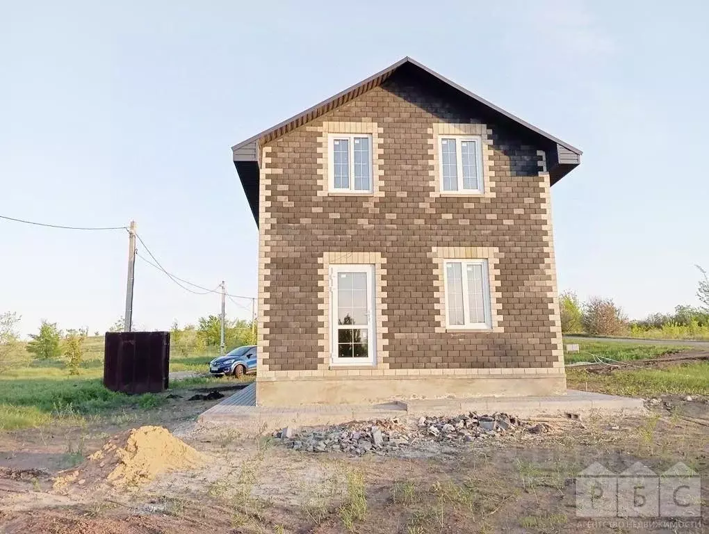 Дом в Саратовская область, д. Мергичевка ул. Средняя (120 м) - Фото 1