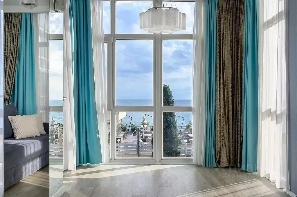 2-к кв. Краснодарский край, Сириус пгт ул. Нижнеимеретинская, 137А ... - Фото 0