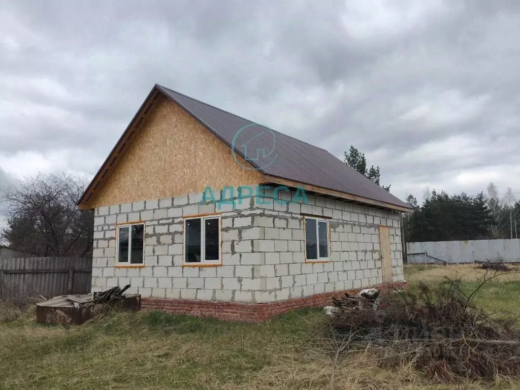 Дом в Белгородская область, Поселок Чернянка городское поселение, ... - Фото 1