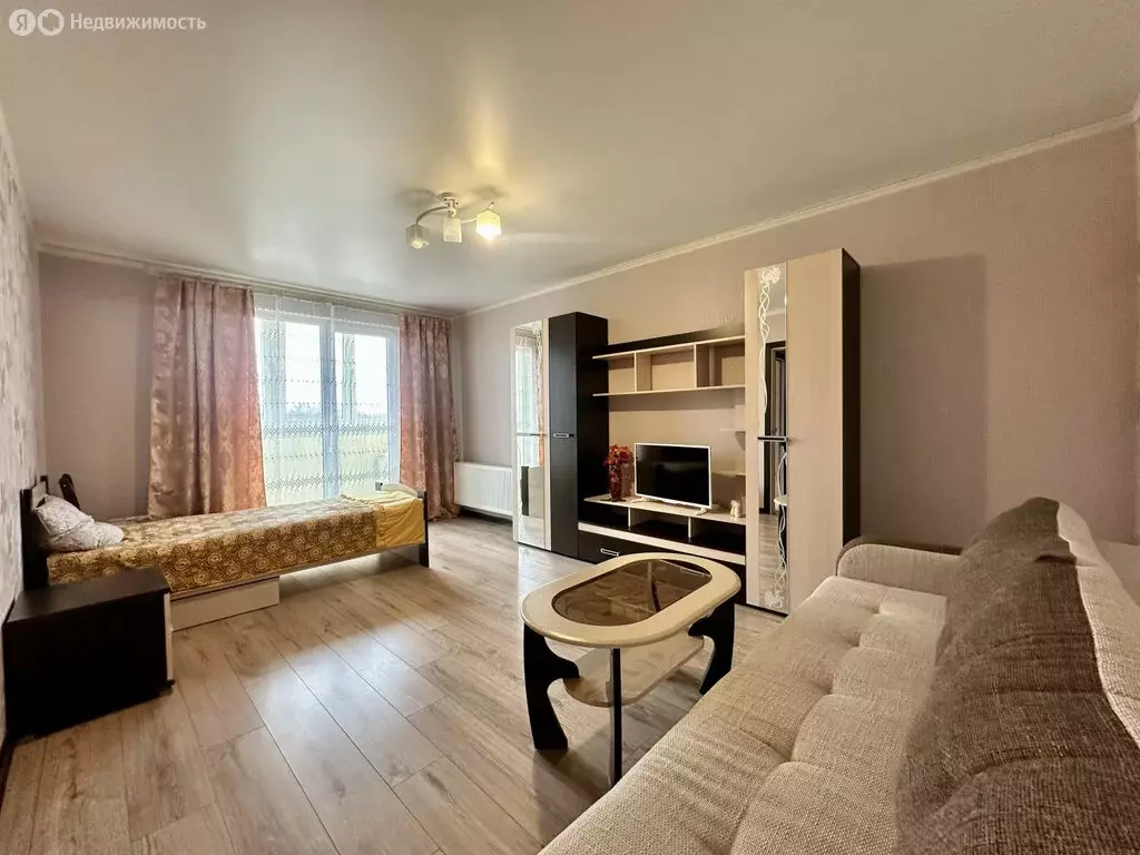 1-комнатная квартира: Калининград, улица Дзержинского, 172 (37.6 м) - Фото 1