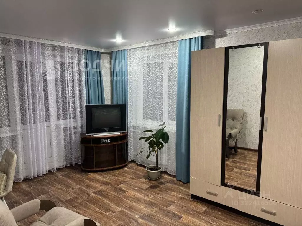 1-к кв. Чувашия, Шумерля Интернациональная ул., 10 (30.1 м) - Фото 1