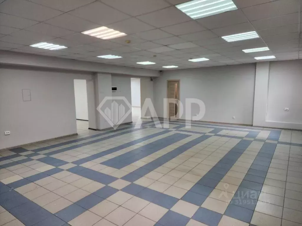 Помещение свободного назначения в Татарстан, Казань ул. Каюма Насыри, ... - Фото 0
