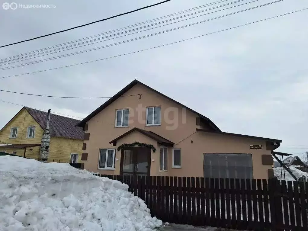 Дом в Кемерово, Семейная улица (160 м) - Фото 1