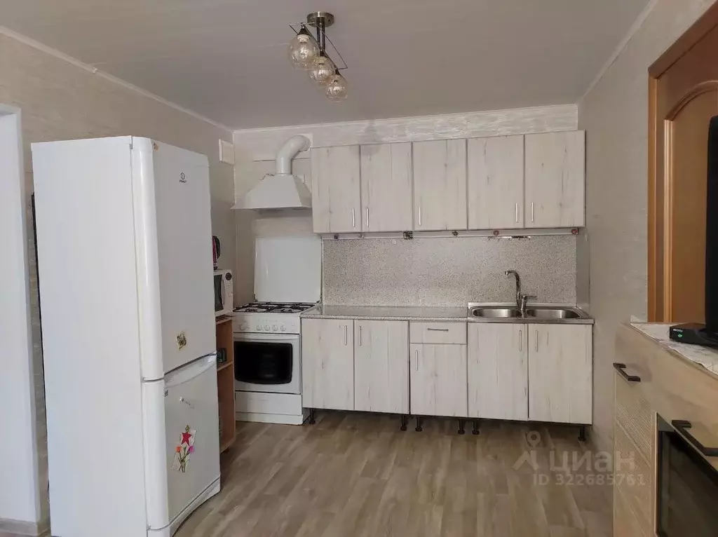 Дом в Самарская область, Ставропольский район, Луначарский с/пос, ... - Фото 2