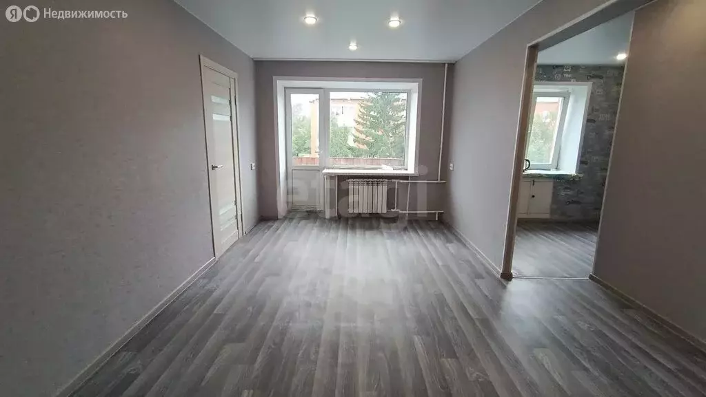 2-комнатная квартира: Юрга, Московская улица, 8 (40.6 м) - Фото 0