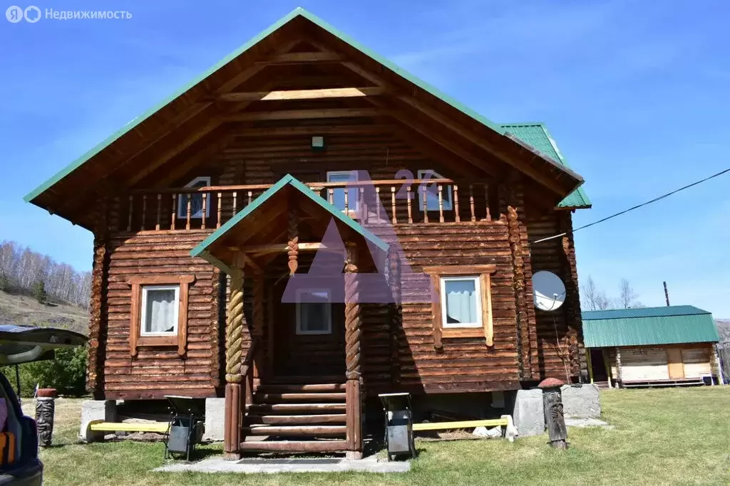 Дом в село Нижнекаянча, улица Куйбышева, 3Б (165.5 м) - Фото 1