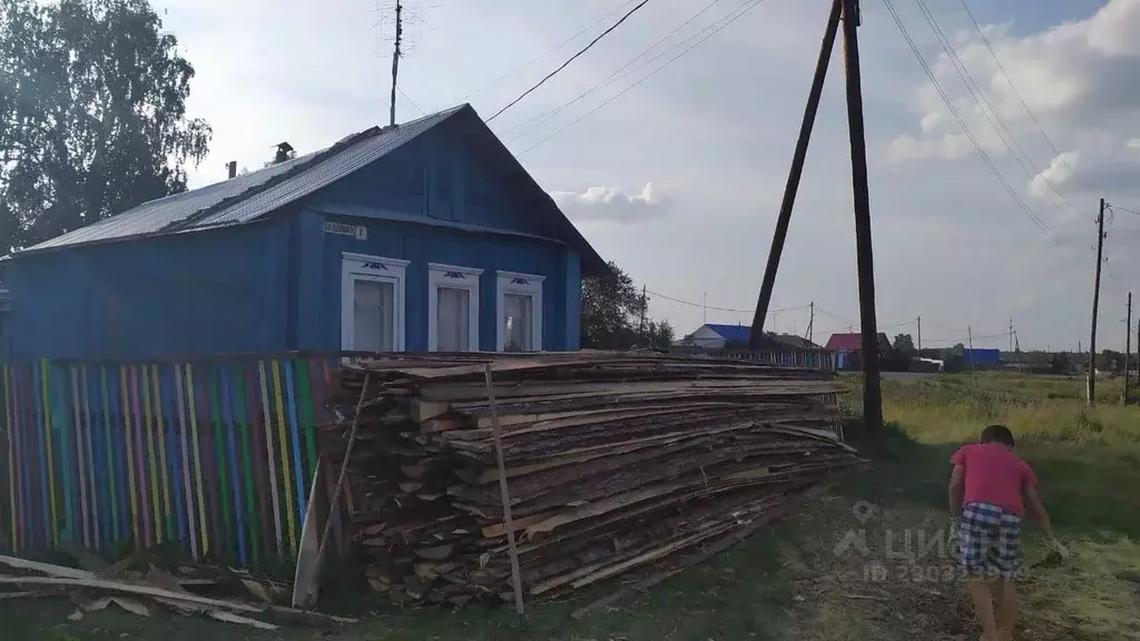 Дом в Свердловская область, Каменский городской округ, с. Пирогово ул. ... - Фото 0