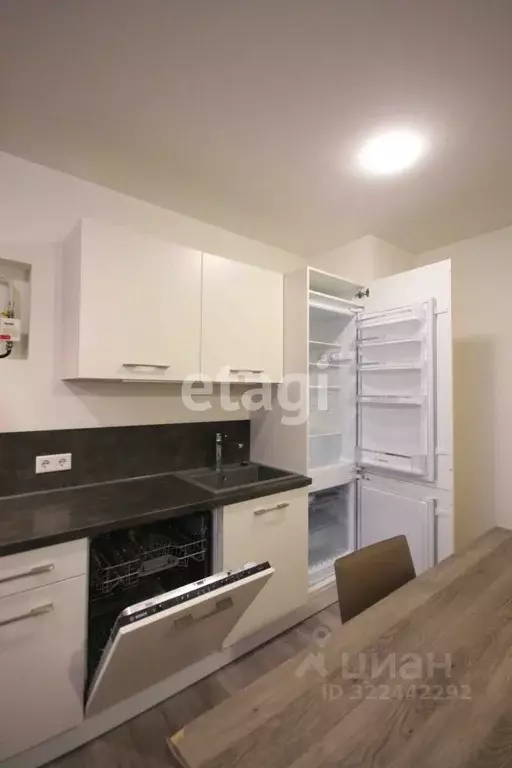 1-к кв. Ямало-Ненецкий АО, Новый Уренгой просп. Губкина, 26 (50.0 м) - Фото 2