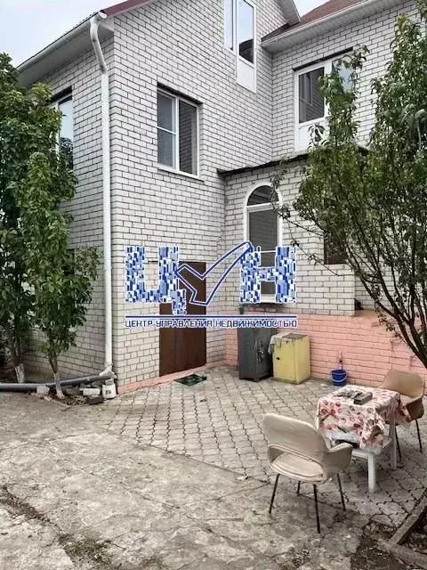 Дом в Курская область, Курский район, Моковский сельсовет, д. 1-я ... - Фото 0