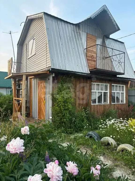 Дом в Тюменская область, Тюмень Изобилие СНТ, ул. Ягодная (50 м) - Фото 1