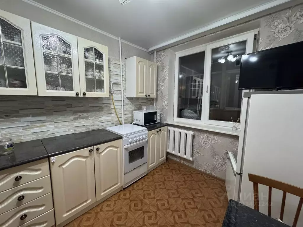 3-к кв. Татарстан, Альметьевск ул. Шевченко, 116 (80.0 м) - Фото 1