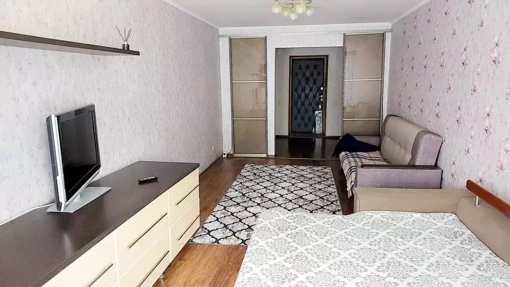 2-к кв. Белгородская область, Белгород ул. Губкина, 32 (68.0 м) - Фото 0