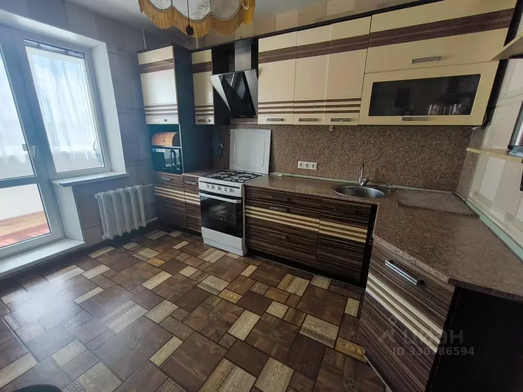 2-к кв. Псковская область, Псков ул. Гущина, 8 (60.0 м) - Фото 1