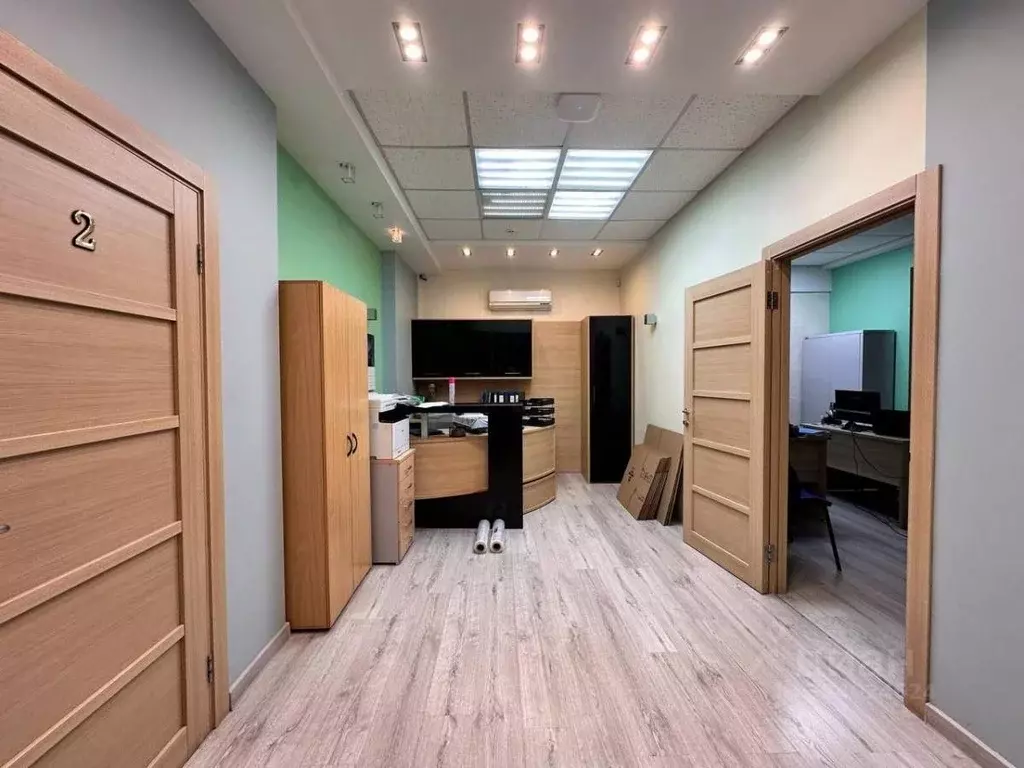 Офис в Саратовская область, Саратов ул. Имени Челюскинцев, 68 (198 м) - Фото 1