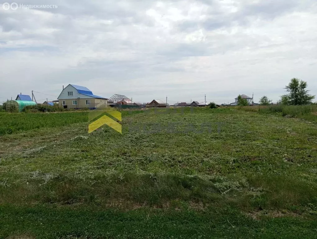 Участок в Надеждино, Южная улица (13.2 м) - Фото 0