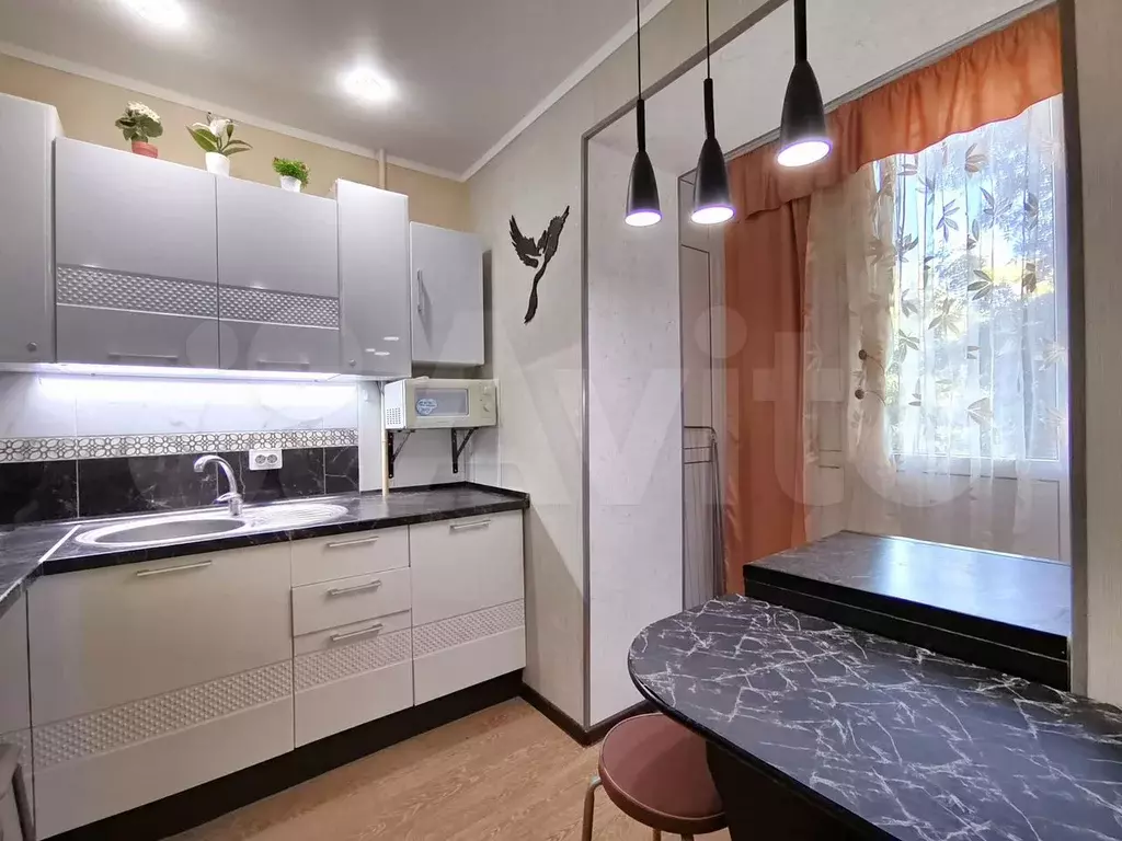 1-к. квартира, 40 м, 2/5 эт. - Фото 0