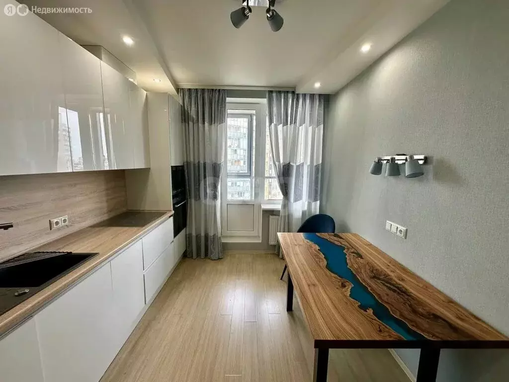 2-комнатная квартира: Санкт-Петербург, Гжатская улица, 22к1 (65.1 м) - Фото 1