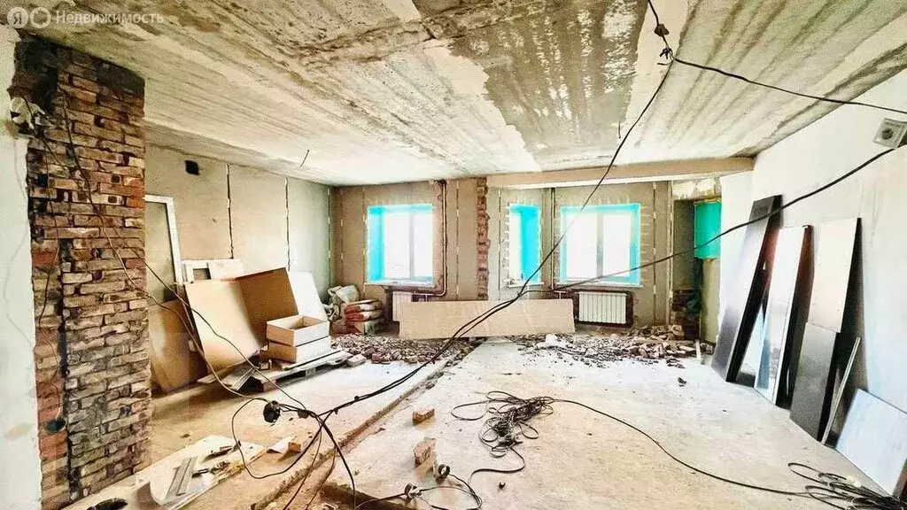 3-комнатная квартира: Абакан, улица Авиаторов, 8 (83 м) - Фото 2