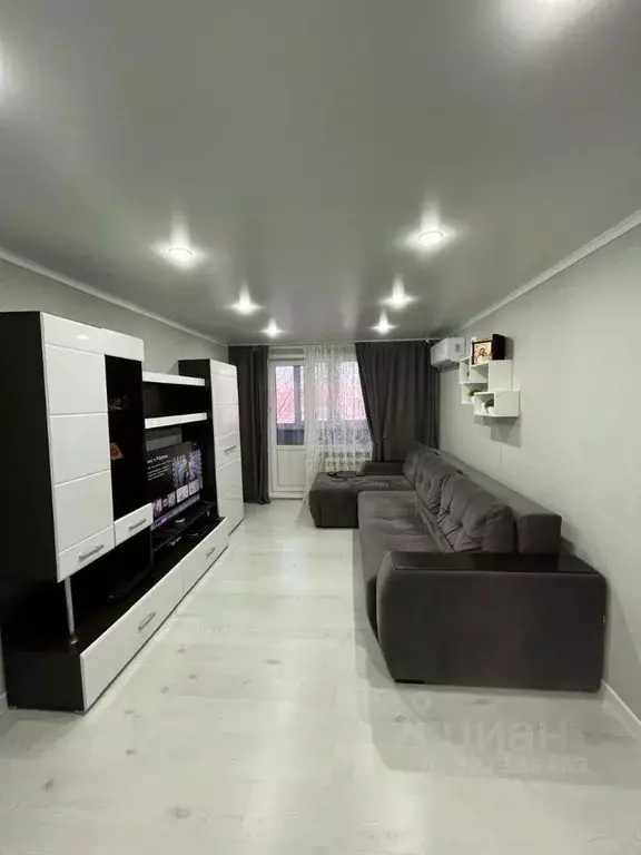 2-к кв. Оренбургская область, Ясный Октябрьская ул., 15 (47.4 м) - Фото 1