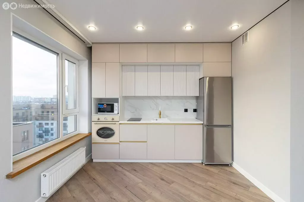 3-комнатная квартира: Тюмень, улица Молодогвардейцев, 5к1 (65.6 м) - Фото 1