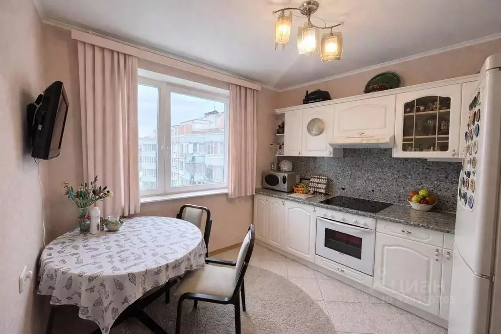 2-к кв. Москва ул. Академика Анохина, 11 (53.6 м) - Фото 1