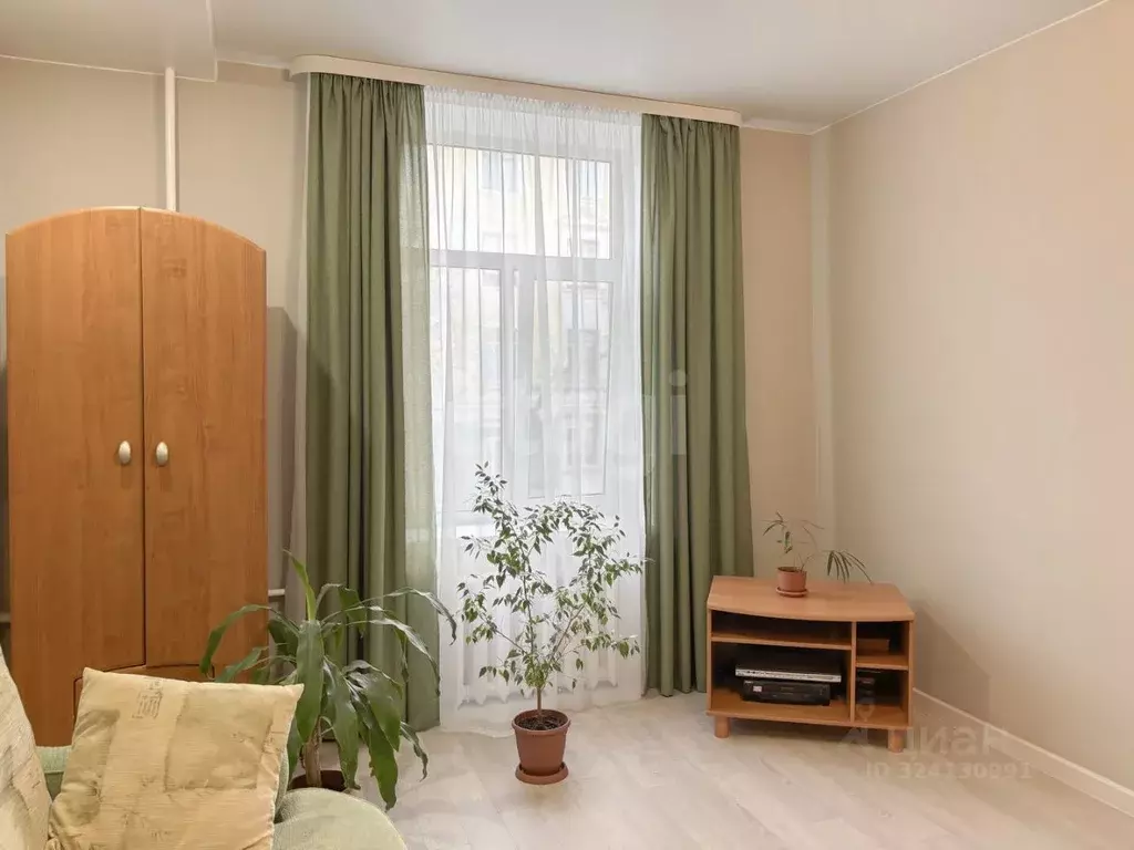 3-к кв. Псковская область, Псков Октябрьский просп., 19 (88.9 м) - Фото 1