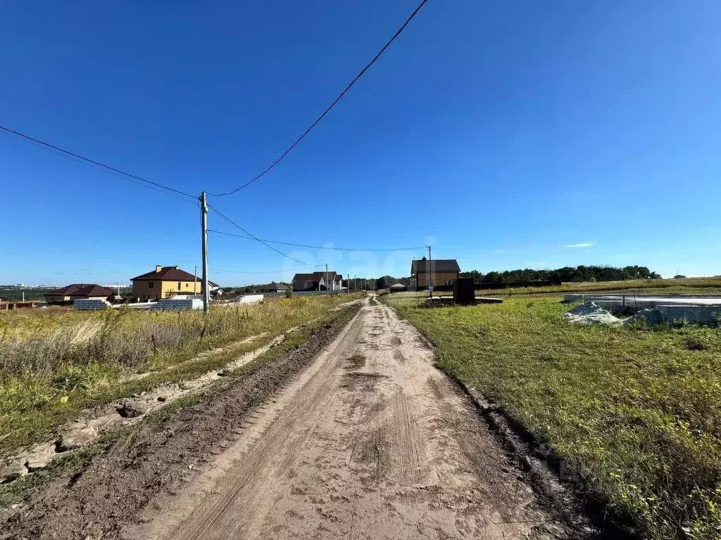 Участок в Курская область, Курский район, Моковский сельсовет, д. ... - Фото 1