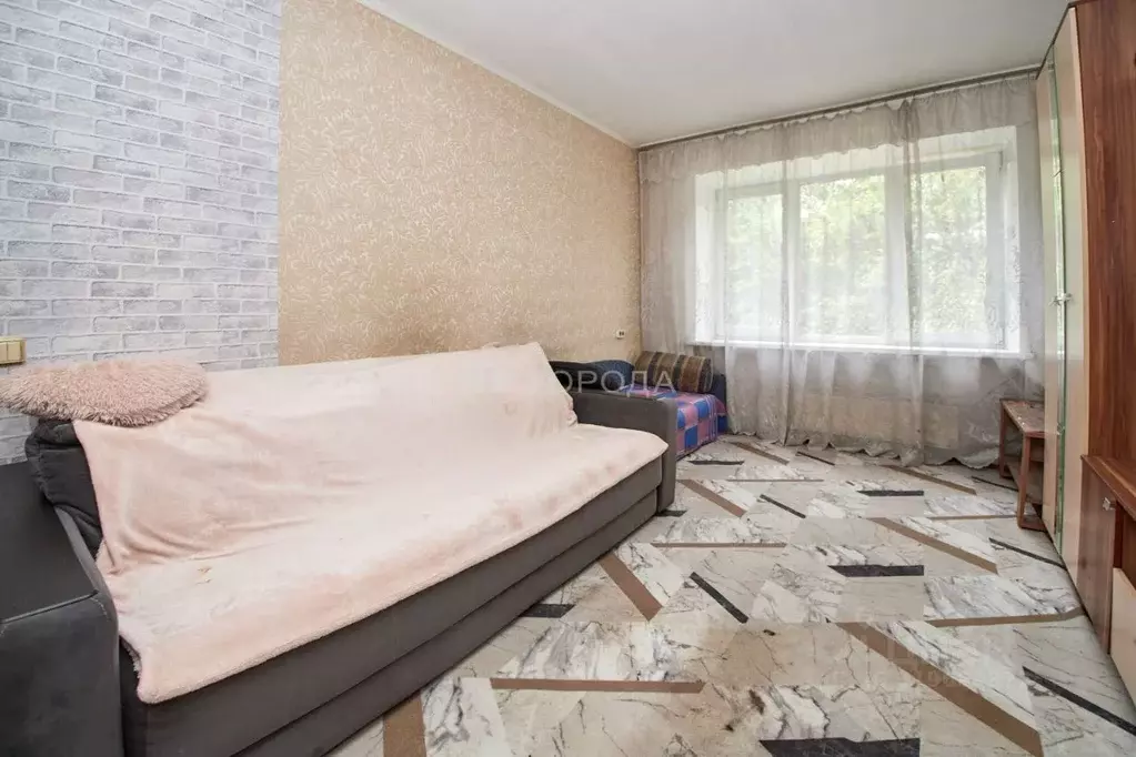 1-к кв. Кемеровская область, Новокузнецк ул. 13-й Микрорайон, 14 (35.7 ... - Фото 0