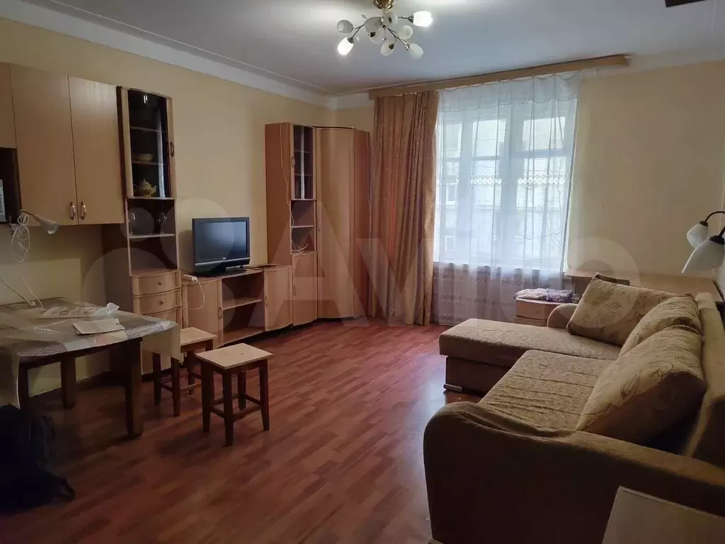 Комната 24 м в 3-к., 2/5 эт. - Фото 0