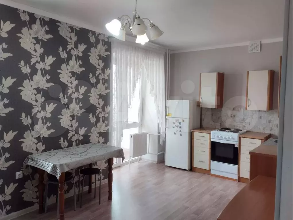 2-к. квартира, 50м, 2/10эт. - Фото 1