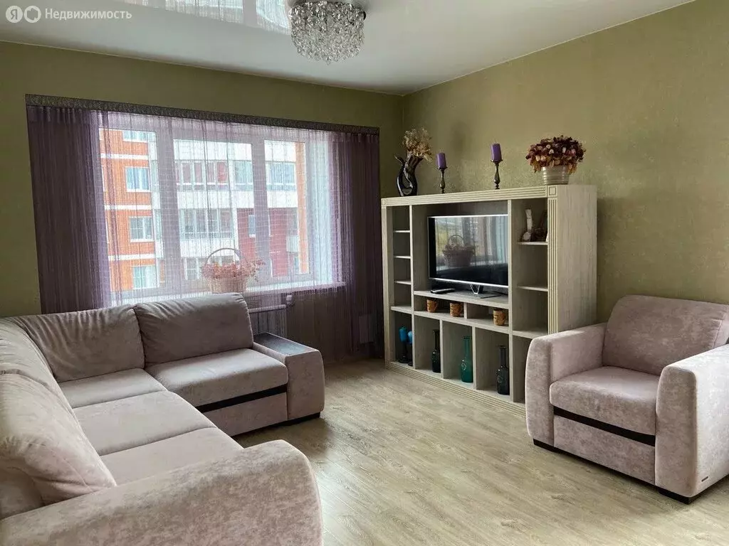 2-комнатная квартира: Иркутск, Дальневосточная улица, 110 (75.3 м) - Фото 1