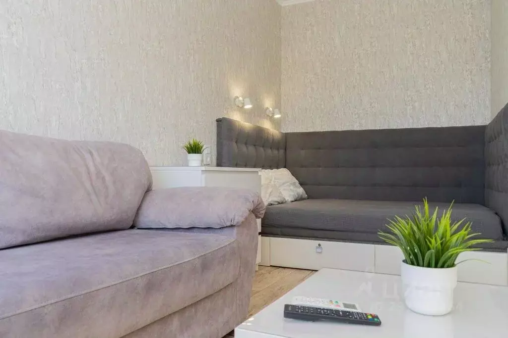 1-к кв. Крым, Симферополь ул. Железнодорожная, 1В (35.0 м) - Фото 2