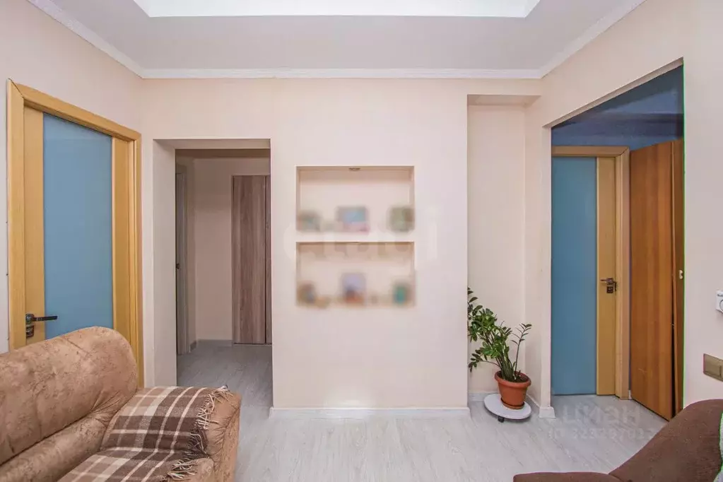 Дом в Бурятия, Иволгинский район, Сотниковское с/пос, с. Сотниково, ... - Фото 1