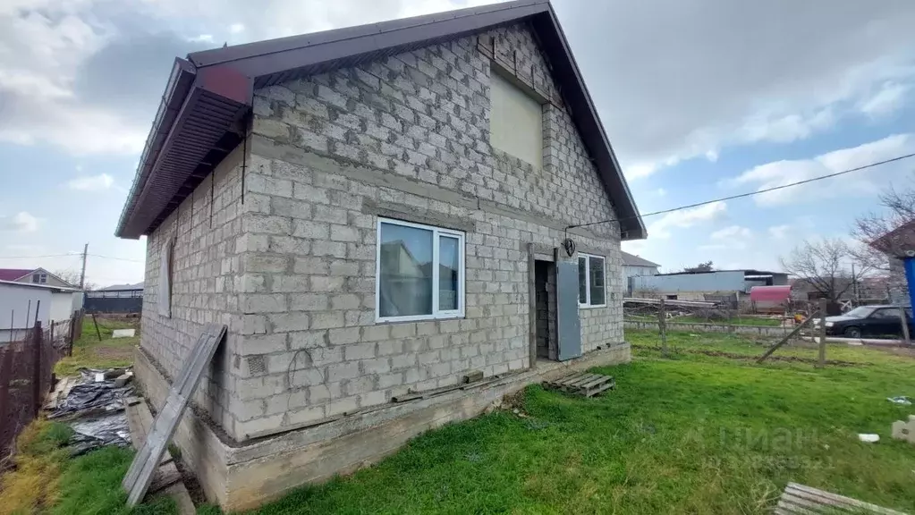 Дом в Краснодарский край, Темрюк Родник ДНТ, ул. Северная (117 м) - Фото 2
