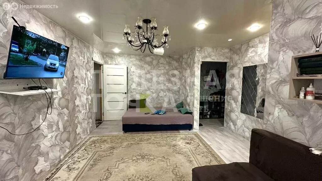 3-комнатная квартира: Боровичи, улица Гоголя, 115 (54.8 м) - Фото 1