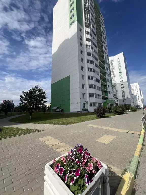 2-к кв. Алтайский край, Барнаул Взлетная ул., 105 (58.1 м) - Фото 0