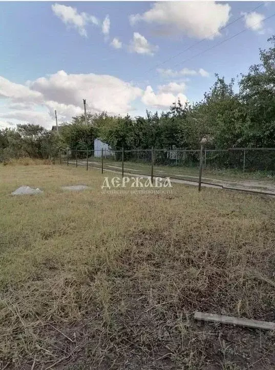 Участок в Белгородская область, Старооскольский городской округ, с. ... - Фото 1