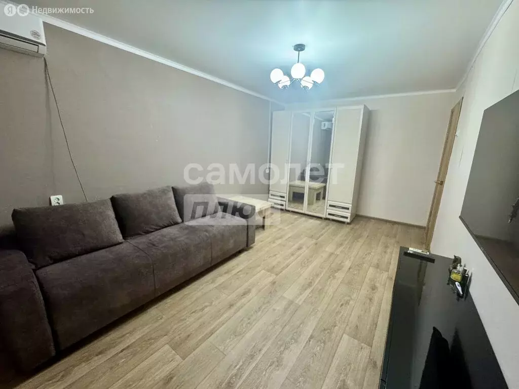 2-комнатная квартира: Астрахань, Хибинская улица, 45к5 (43 м) - Фото 0