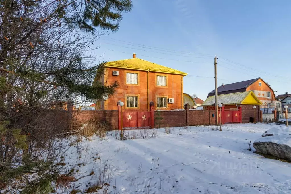 Дом в Тюменская область, Тюмень Широтная ул. (403 м) - Фото 1