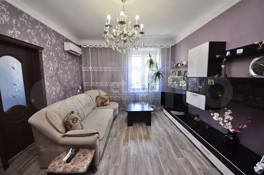3-к. квартира, 70,3 м, 2/3 эт. - Фото 1
