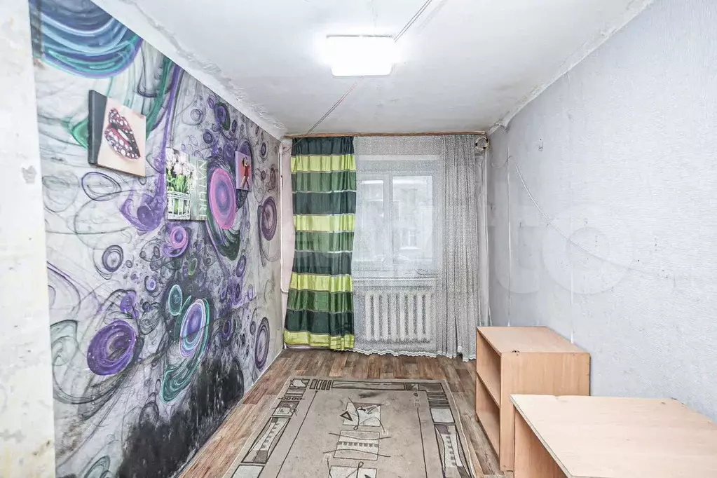 Комната 10,4 м в 1-к., 1/4 эт. - Фото 1