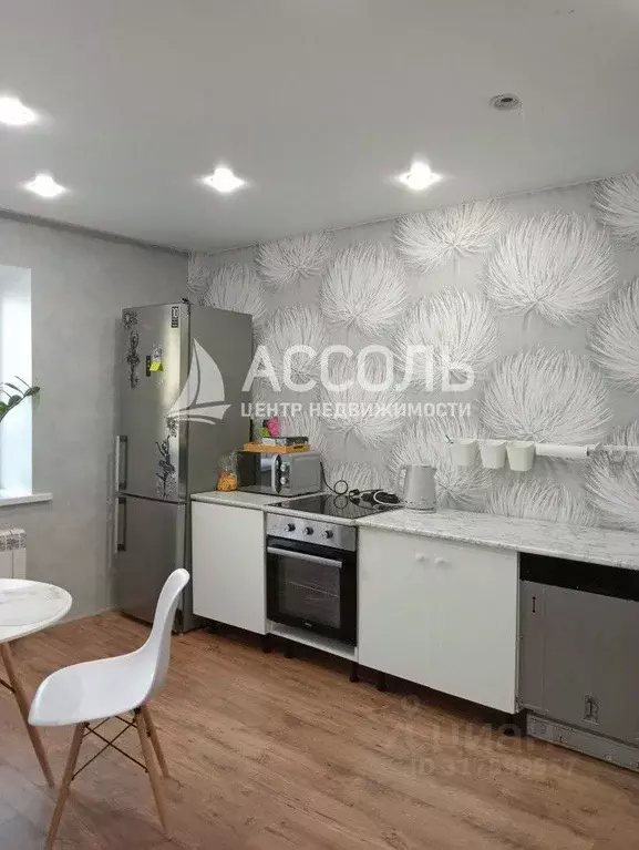 2-к кв. Омская область, Омск Харьковская ул., 19к2 (55.5 м) - Фото 1