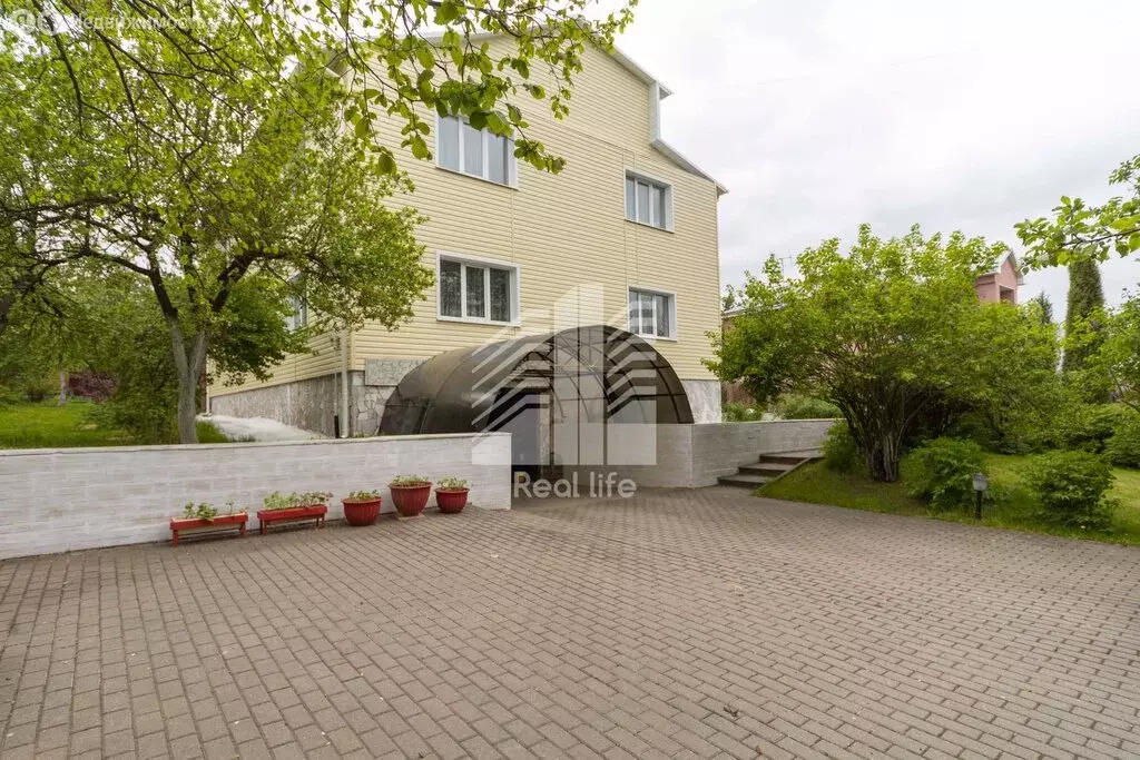 Дом в Тульская область, городской округ Тула, деревня Курлутовка, 66 ... - Фото 1