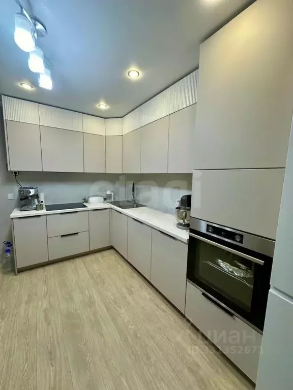 2-к кв. Тюменская область, Тюмень проезд Тихий, 4 (58.4 м) - Фото 1