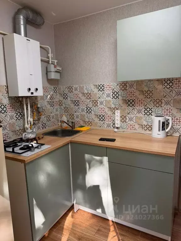 2-к кв. Крым, Симферополь ул. Кечкеметская, 87 (50.0 м) - Фото 2